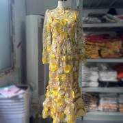 气质春夏长袖网纱刺绣，黄色花朵礼服连衣裙涤纶常规，袖中长裙度假风