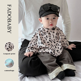 儿童春装韩版洋气连帽外套婴幼儿，衣服豹纹上衣休闲裤子，外出服套装