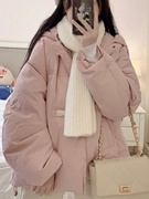 粉色短款牛角扣面包服外套，女冬季小个子，宽松加厚羽绒棉服棉衣