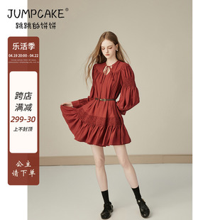 复古红色宽松连衣裙女夏季法式高级感长袖系带，v领娃娃裙