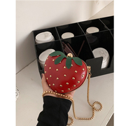 草莓包铆钉可爱心形女包小清新2023斜挎包链条网红冬季潮
