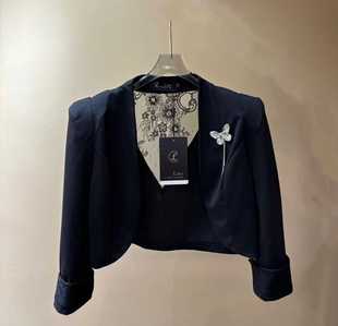 luo设计感后背透视镂空蕾丝，短款黑色小西装名媛，气质短外套配胸针