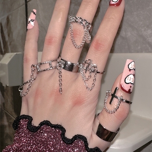 欧美个性时尚街头十字架麻花链条女款设计小众戒指指环七枚入