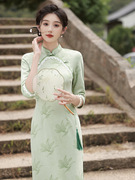 2024春冬麂皮绒淡绿色旗袍七分袖中长款改良气质优雅女连衣裙