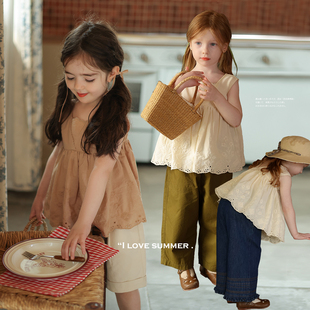 女童韩系可爱镂空花边，背心娃娃衫允儿妈宝宝，夏季洋气韩版纯棉上衣