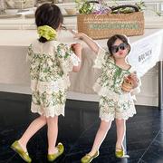A女童夏装套装2024韩版女宝宝甜美花朵蕾丝衬衫花边短裤两件