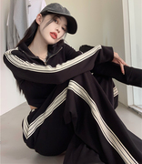 时尚显瘦休闲套装女春秋季运动韩版学生卫衣跑步服纯棉两件套减龄