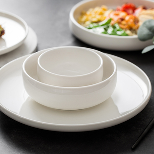 北欧家用餐具瓷器一人食套装西餐牛排盘子沙拉碗米饭碗摆盘可定制