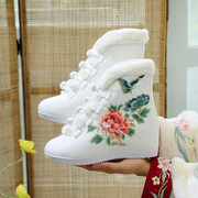 2023秋冬老北京布鞋内增高短靴，民族风女靴，绣花坡跟布靴加绒靴子