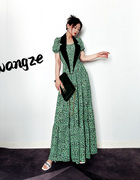 设计款夏季绿色碎花长款连衣裙优雅法式女士，长裙黑色西服领