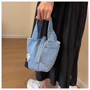 牛仔布面料水桶包包女2023夏季韩版单肩腋下包新潮手提包