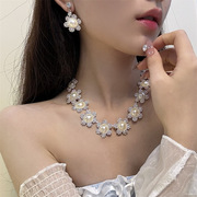 2024花朵珍珠水钻项链耳环套装新娘婚纱礼服造型配饰