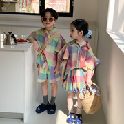 儿童套装2024夏季儿童彩色格子衬衫两件套男童女童短裤套装兄妹装