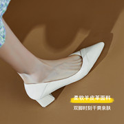 卡美多Cameido羊皮粗跟尖头单鞋工装鞋女CD32619