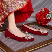 婚鞋女秀禾服婚纱两穿红色新娘鞋2023年不累脚孕妇可穿