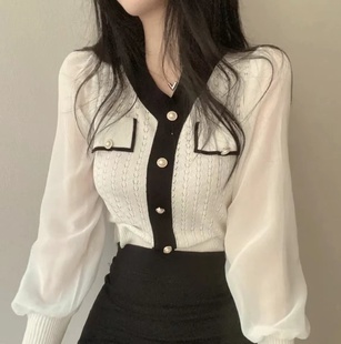 韩国ins早春设计感雪纺拼接长袖针织衫女珍珠扣拼色V领套头打底衫