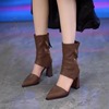 韩版设计感镂空高跟短靴2024秋季尖头后拉链，时尚瘦瘦靴粗跟单靴子