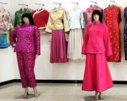玫红纯色幻彩丝绸传统连袖精致古典大襟薄棉袄棉裙