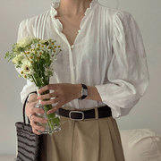 韩国chic秋季法式甜美木耳边v领单排扣压褶设计感七分袖衬衫上衣