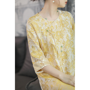 shibai拾白新中式2024夏人丝改良中长款旗袍黄色，优雅高级感连衣裙