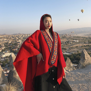 民族风连帽披风开叉斗篷，披肩两用加厚红色旅游保暖围巾女冬天西藏