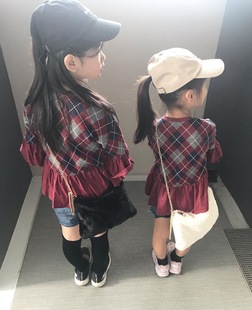 超美 日本 BR家 女童菱格喇叭袖 裙摆上衣 两色入