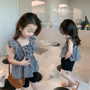 女童韩版衬衫洋气无袖上衣2022夏儿童黑白格子打揽娃娃衫甜酷衬衣