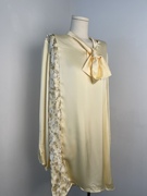 圣珊乔娜高端奶黄色长袖衬衫连衣裙，大码女装