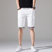 夏季薄款牛仔短裤男白色刺绣，拼接欧货潮流，修身中裤子休闲5分马裤