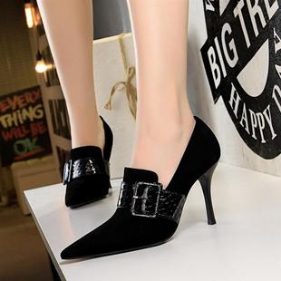 955-12欧美风女鞋高跟绒面，性感夜店显瘦蛇纹，一字带皮带扣深口单鞋