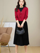 新中式红色针织连衣裙，女秋冬季中长款气质拼接假两件毛衣裙子