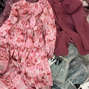 欧货西装外套长袖碎花，连衣裙显瘦两件套女2024玫粉色套装