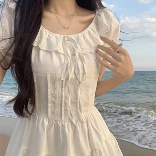 日系甜美花边领白色连衣裙小个子，2024夏季初恋感清纯收腰气质短裙