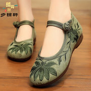 老北京布鞋女鞋中国风妈妈款，软底鞋夏季民族风中老年人鞋女士时尚