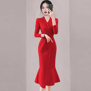 高级感红色连衣裙，女法式轻奢主持人西装裙气质，修身晚礼服鱼尾裙子