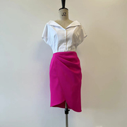 富耀姿粉红色包臀裙高腰褶皱，不规则半身裙一步裙2024夏芭比(夏芭比)粉