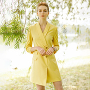 2022夏季高端时尚黄色青果领连衣裙七分袖职业装OL气质显瘦