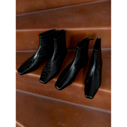 MRS Studios 秋冬搭配 鳄鱼纹牛皮设计感方头短靴切尔西靴黑色