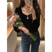 韩国2024年早春黑色优雅丝绒长袖上衣女法式复古圆领镂空衬衫
