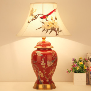 新中式复古陶瓷台灯美式高端客厅沙发角结婚红色喜庆卧室床头柜灯