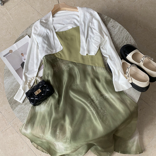 中式绿色印花雪纺吊带裙长袖开衫无扣上衣两件套时尚休闲洋气F》9