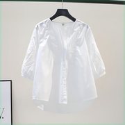 100%纯棉镂空绣花中袖白色，女圆领宽松衬衣2023夏季韩版小清新上衣