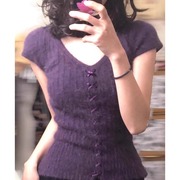 紫色v领小飞袖短袖针织衫女夏季修身显瘦设计感小众别致上衣