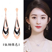 韩国玫瑰金几何耳坠长款防过敏钛钢耳环女气质百搭显脸瘦的耳饰品
