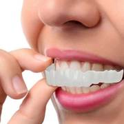 假牙老年人全口老人，进食难辅助咀嚼牙齿矫正器龅牙，夜间防磨牙学生