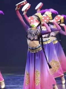 定制新疆舞蹈服维族大摆裙民族风舞台演出服，儿童表演服饰舞蹈
