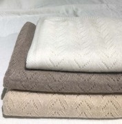 出蒙古无染色100%山羊绒镂空针织围巾披肩长款纯色通勤白色秋冬