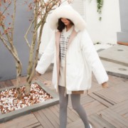 冬装2018羽绒服女白鸭绒，韩版时尚连帽狐狸，大毛领中长款外套