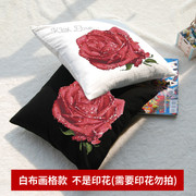 十字绣粉蓝花边抱枕靠垫diy材料包露珠(包露珠)玫瑰，花卉植物欧美式自己绣