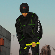 thevbrand嘻哈街头荧光，绿拼条设计宽松版型，休闲宽松运动外套
